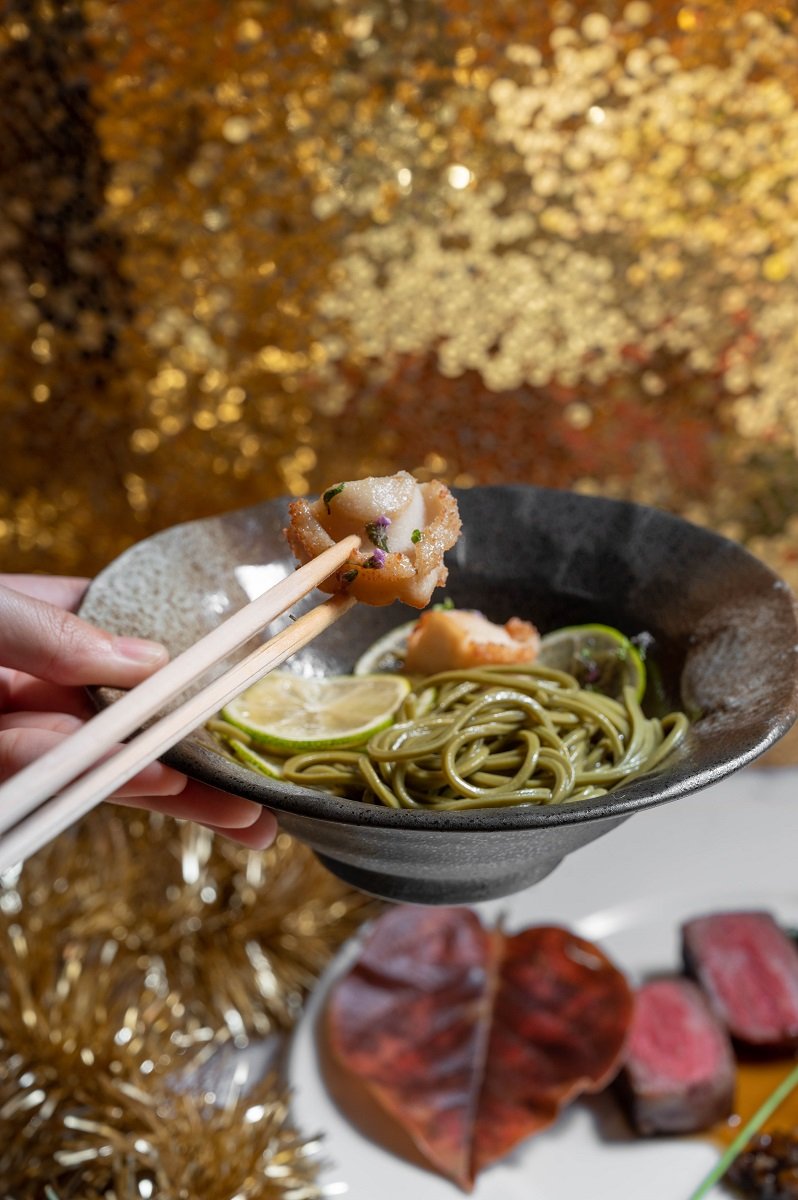 Cold Soba Abalone with Nori Soup 