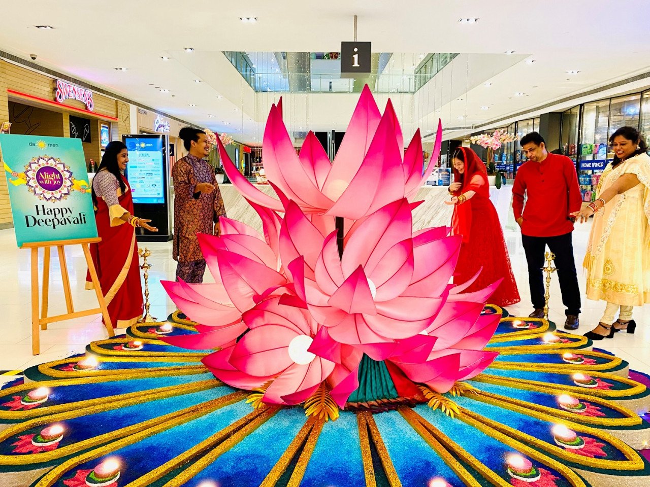 Gambar Pavilion Kuala Lumpur Marketing Team