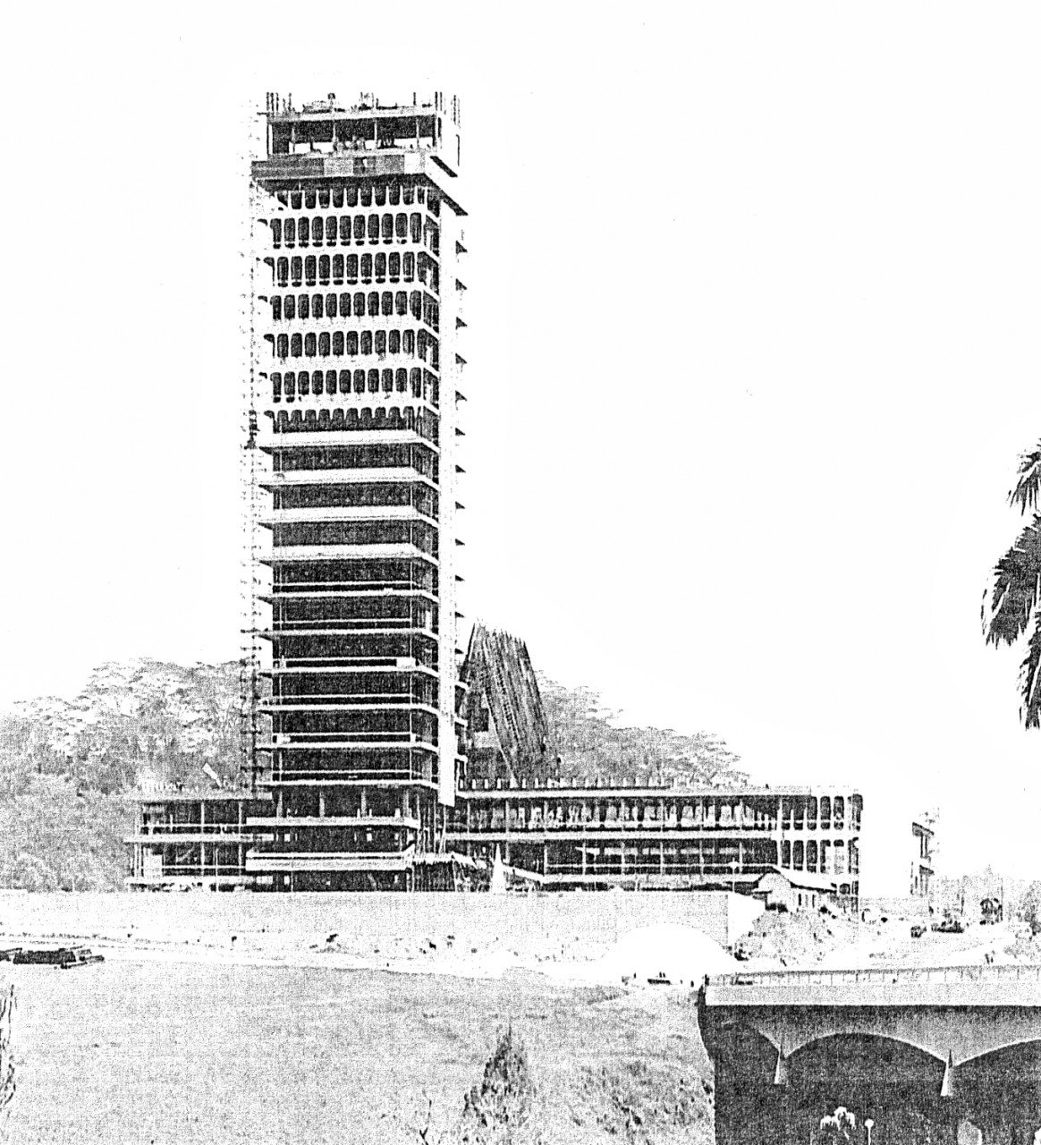 Bangunan parlimen dalam pembinaan