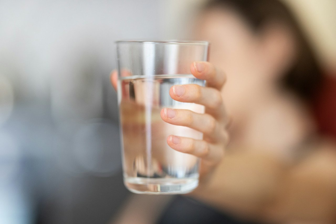 Banyakkan minum air ketika sahur untuk mengelakkan dehidrasi sepanjang berpuasa.