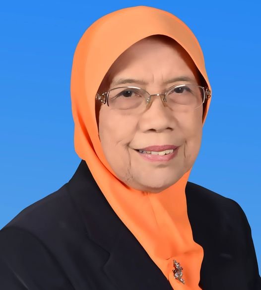 Profesor Emeritus Datuk Dr Nik Safiah Karim - Gambar Fail