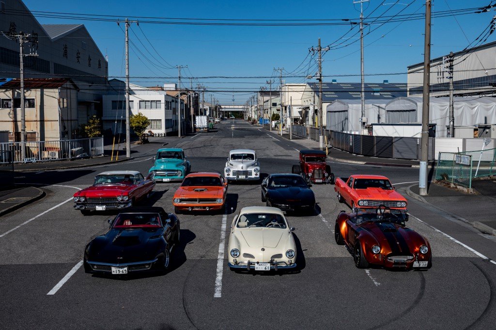 Barisan kereta milik ahli-ahli kelab kereta retro di Tokyo, Jepun. Gambar: Phillip Fong/ AFP