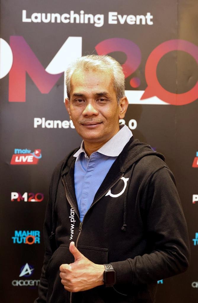 Dr Ahmad Ramzi Mohamad Zubir - Gambar Planetmahir