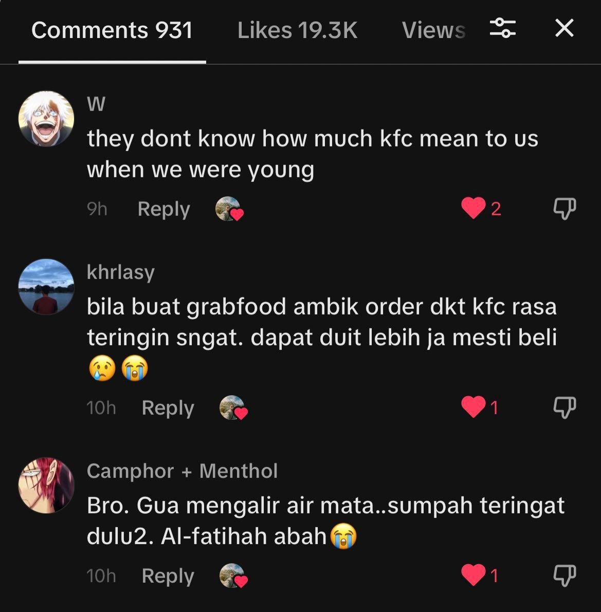 Tangkap layar dikongsi Zulfadhli yang memaparkan antara respon netizen mengenai KFC.