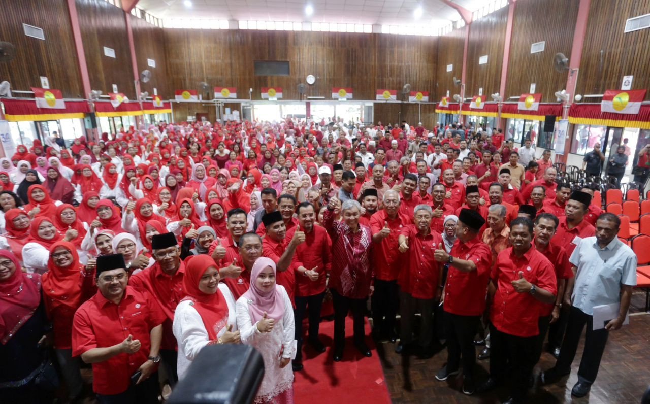Presiden UMNO, Datuk Seri Dr Ahmad Zahid Hamidi pada Jelajah Akar Umbi Presiden UMNO bersama UMNO Bahagian Padang Terap. - gambar Rafisqi Radhi
