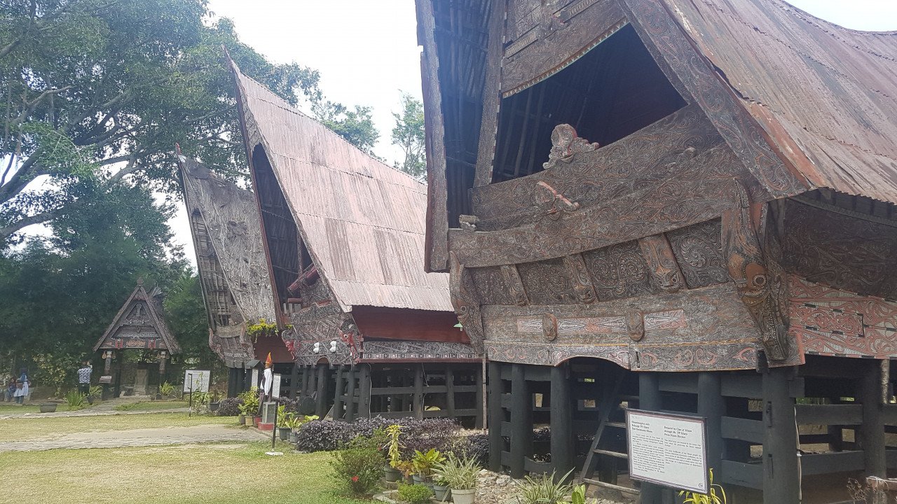 Rumah Batak tradisional