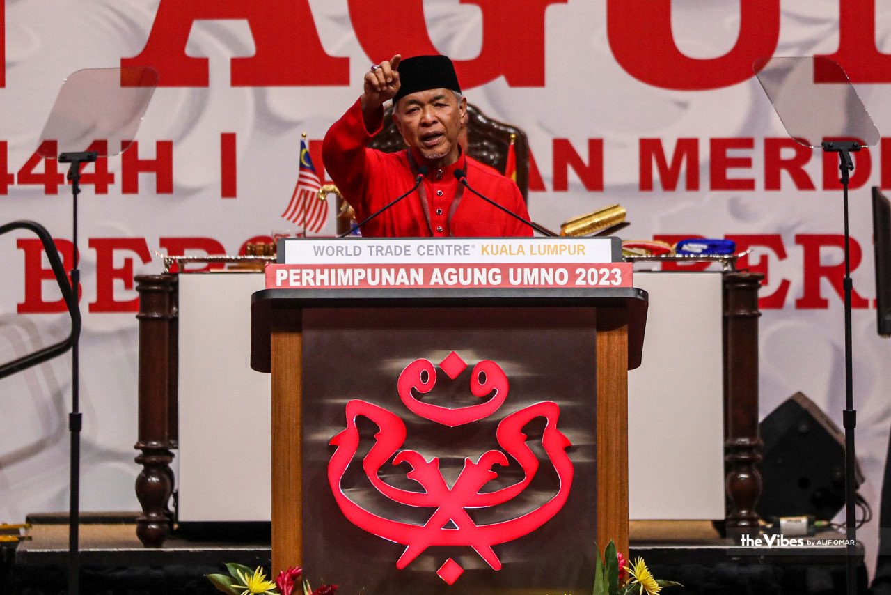 Penubuhan SEGiM telah dicadangkan oleh Ahmad Zahid Hamidi ketika menyampaikan amanat presiden sempena Perhimpunan Agung UMNO 2023 yang berlangsung di Pusat Dagangan Dunia Kuala Lumpur  (WTCKL), baru-baru ini. - Gambar oleh Alif Omar