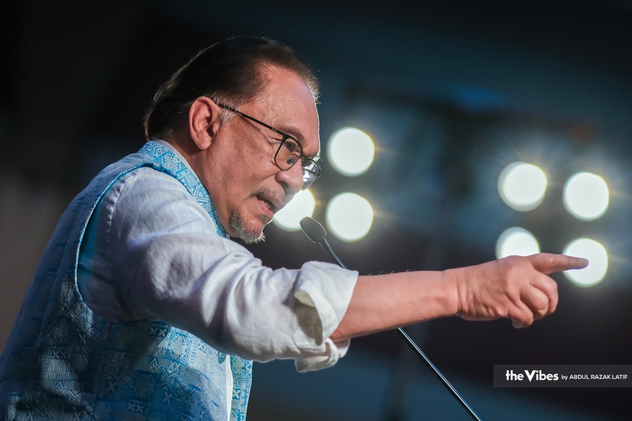 Anwar Ibrahim - Gambar oleh Abdul Razak Latif