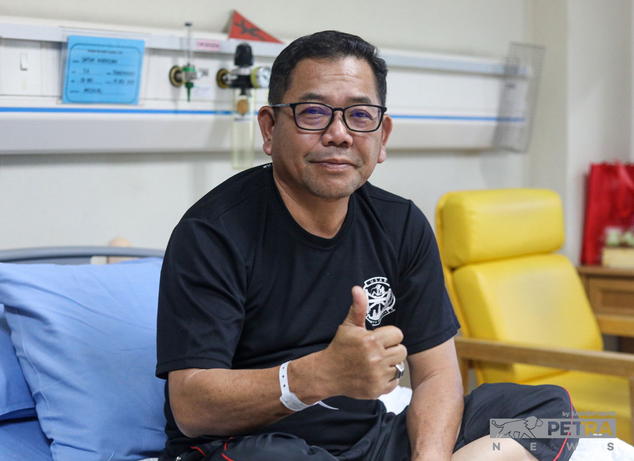 Keadaan Norazam terkawal dan sedarkan diri. - Gambar oleh Sarien Nafis