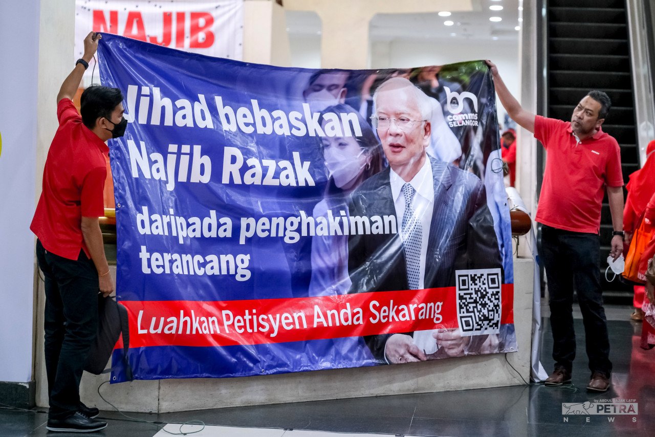 Betapa sayang pun atau berapa dalam pun kasih tercurah, hakikatnya Datuk Seri Najib Razak sudah disabitkan bersalah, bersandarkan kekukuhan bukti yang ada