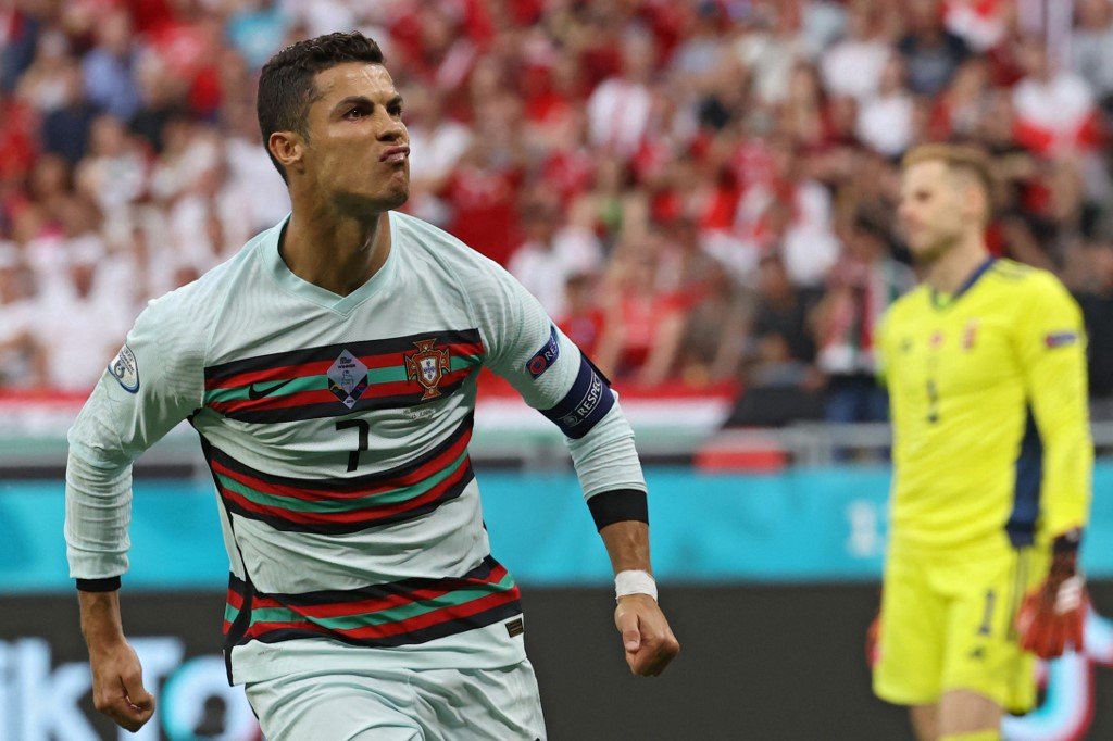 Ronaldo meraikan jaringan keduanya dalam pertembungan dengan Hungary. - Gambar Fail / AFP