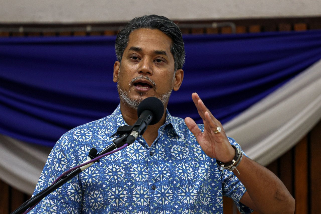 Pada mesyuarat Rabu lalu, jawatankuasa itu berkata, perbincangan adalah mengenai status keahlian mantan Ketua Pemuda UMNO, Khairy Jamaluddin dalam parti berkenaan - Gambar Fail