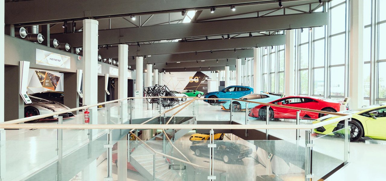 Muzium Lamborghini yang terletak di Sant'Agata Bolognese, Itali