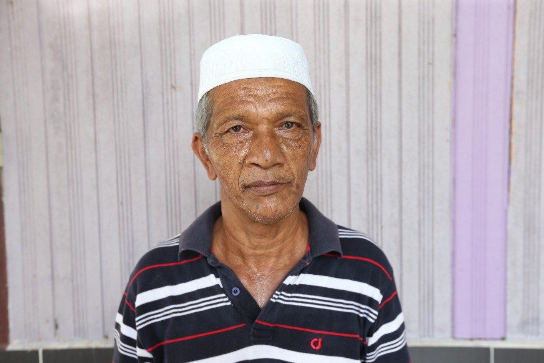 Pekebun, Makhtar Zakaria, 68.