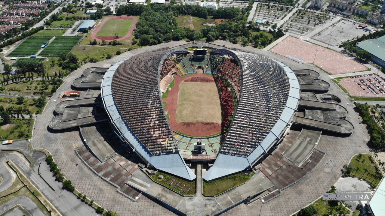 Stadium Shah Alam telah dibuka pada Julai 1994. - Gambar fail