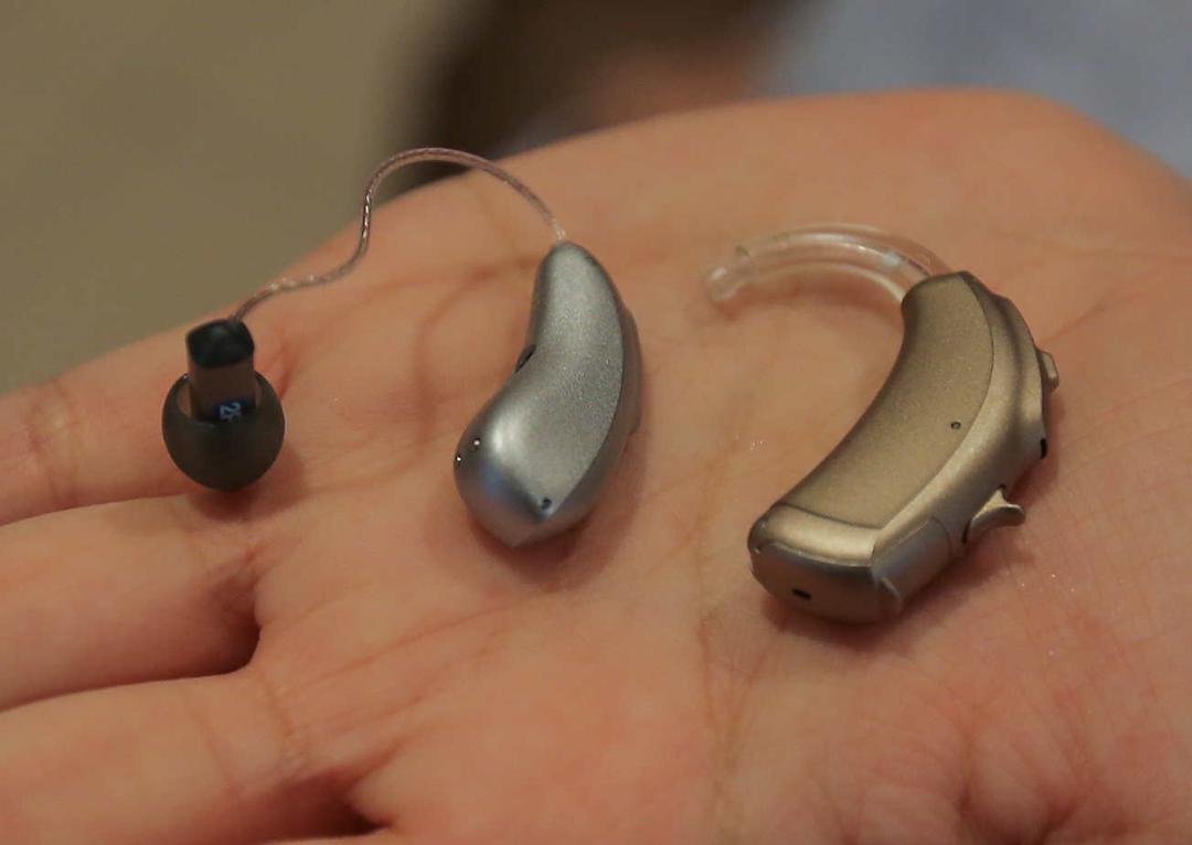 Alat bantuan pendengaran yang akan diberikan secara percuma kepada golongan kurang berkemampuan.