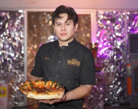 Jofliam sebelum ini menempa nama sebagai 100 pembuat piza terbaik dunia. – Gambar Instagram